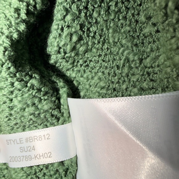 J.Crew | Green Textured Knit Sweater Vest | Size Medium - Picture 6 of 6